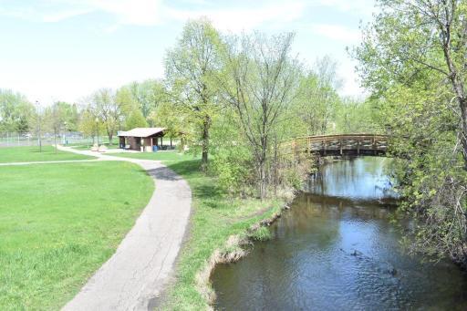The Rambling River Park is a fantastic spot to stroll or picnic by yourself or with your friends or family!