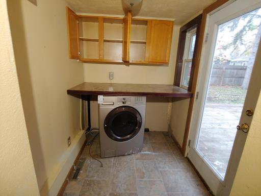 516 Duluth Avenue S, Thief River Falls, MN 56701