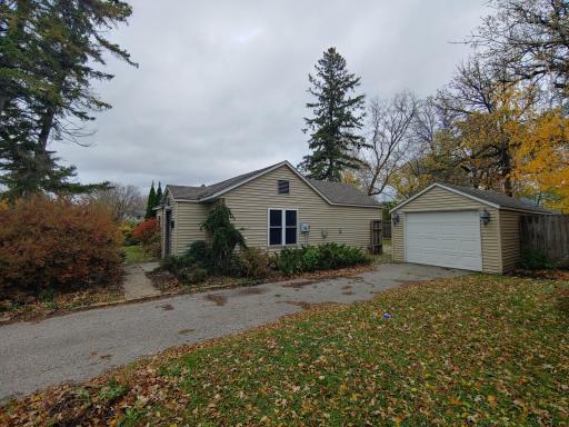 516 Duluth Avenue S, Thief River Falls, MN 56701