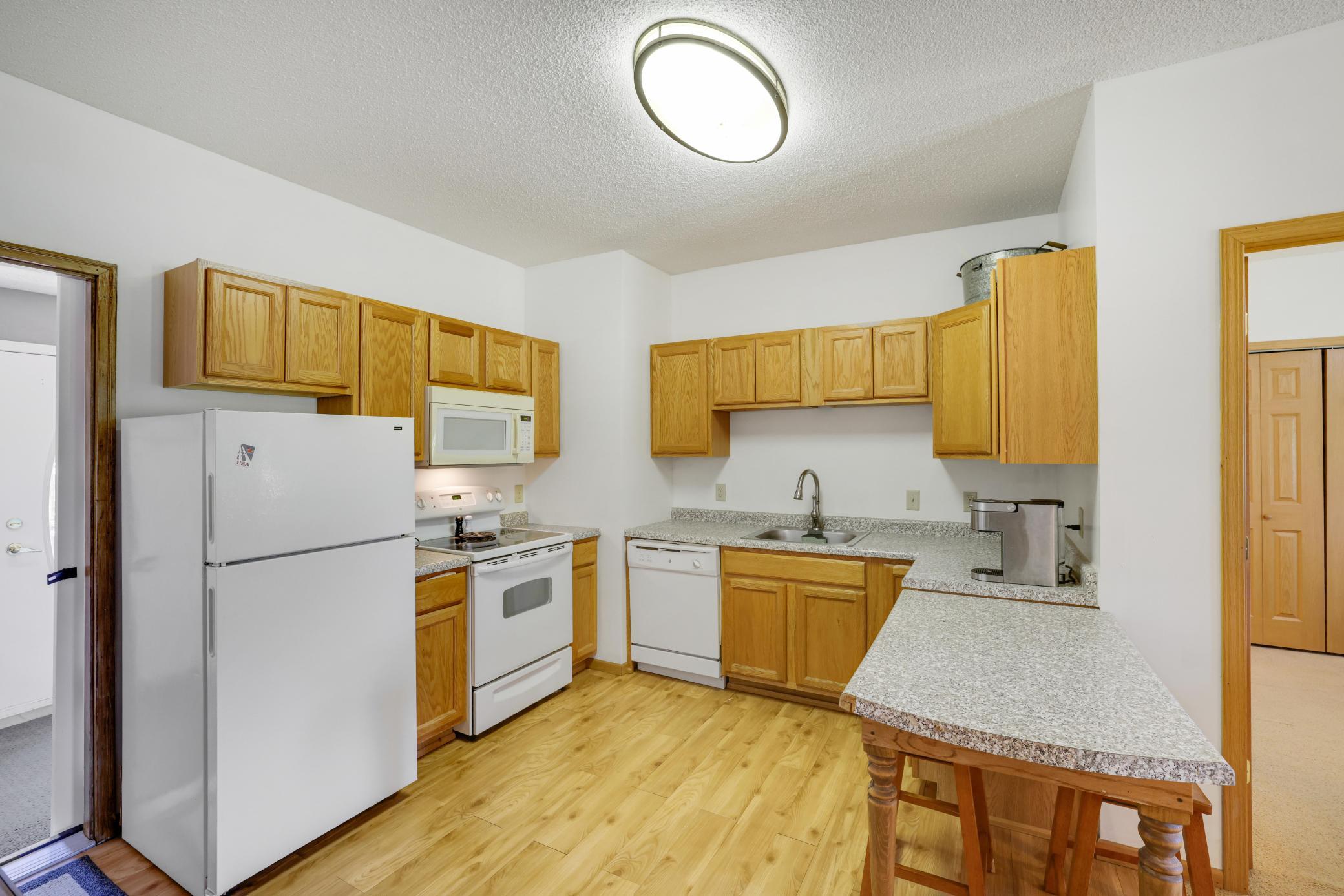 8710Photography-High-Resolution-9350-Morgan-Ln-Cologne-MN-55322-34.jpg