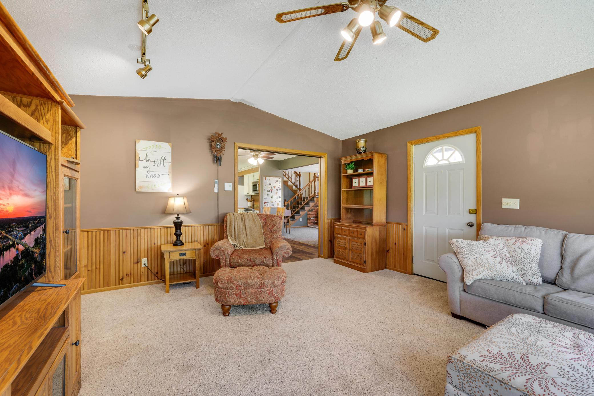 8710Photography-High-Resolution-9350-Morgan-Ln-Cologne-MN-55322-17.jpg