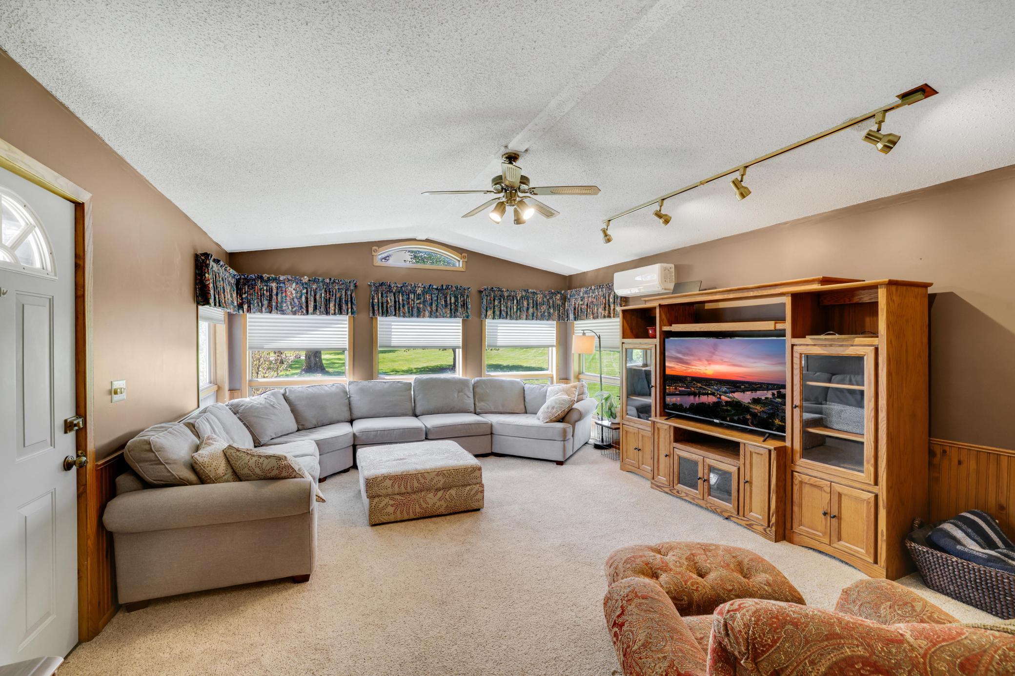 8710Photography-High-Resolution-9350-Morgan-Ln-Cologne-MN-55322-15.jpg