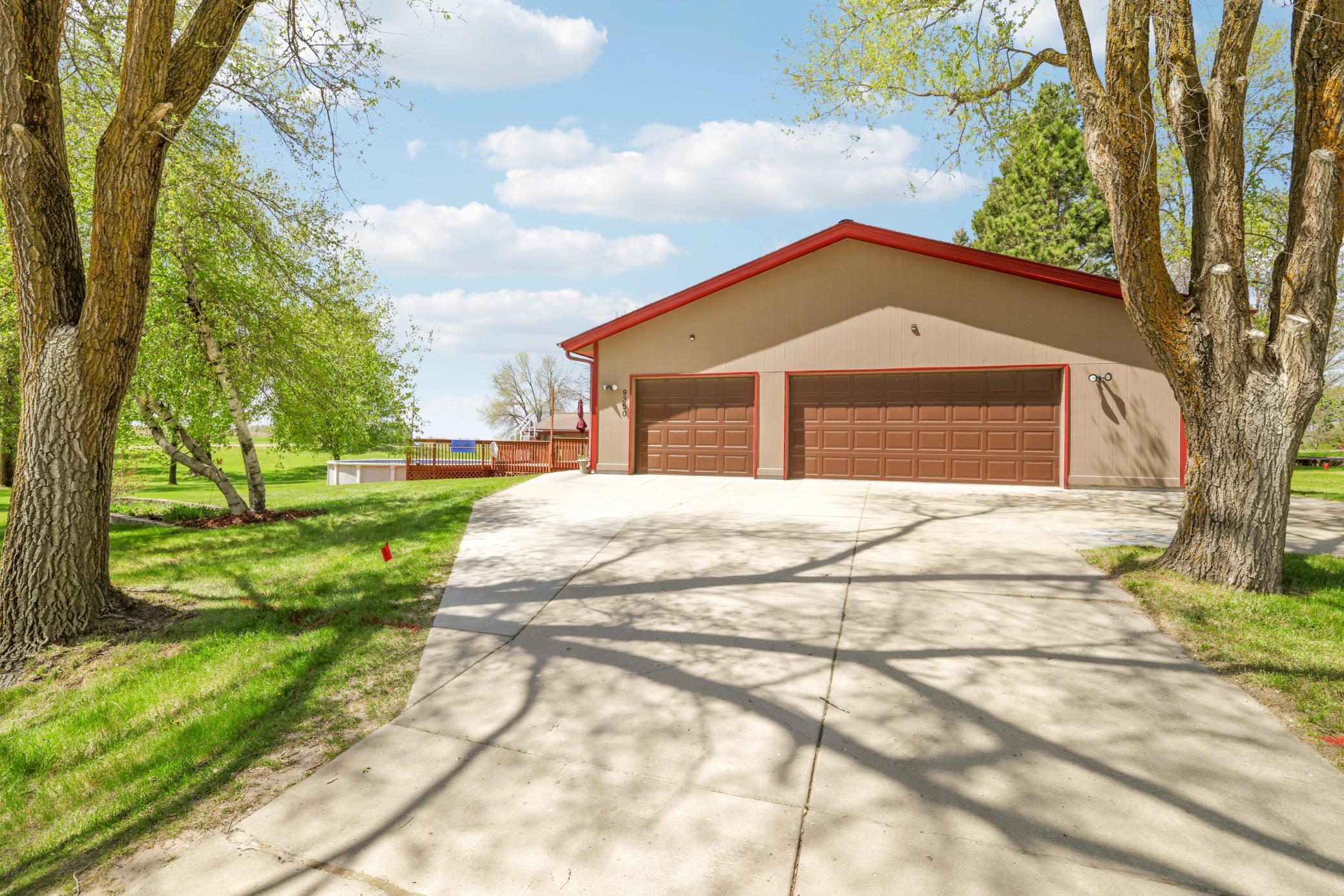 8710Photography-High-Resolution-9350-Morgan-Ln-Cologne-MN-55322-57.jpg