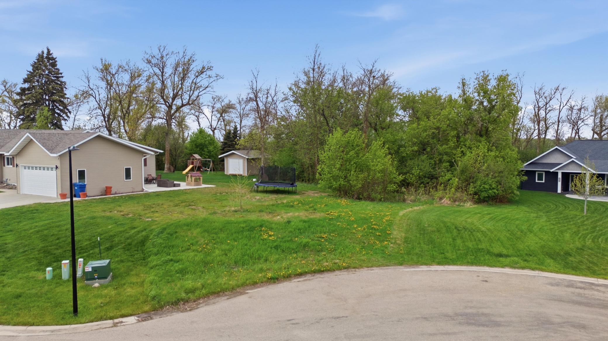 529 Leonard St Hawley