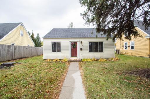 Photo for 1013 13th Street N, Moorhead, MN 56560 - listing #6810949 1013 13th Street N, Moorhead, MN 56560