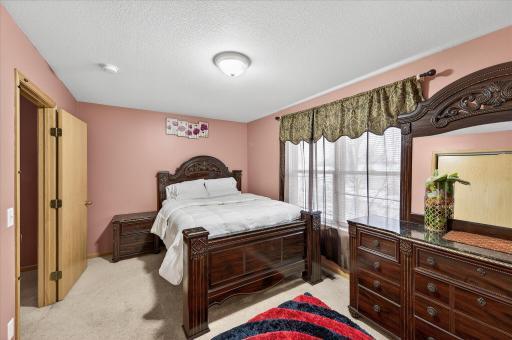 1-644 Dale St N [2636694]-1.jpg