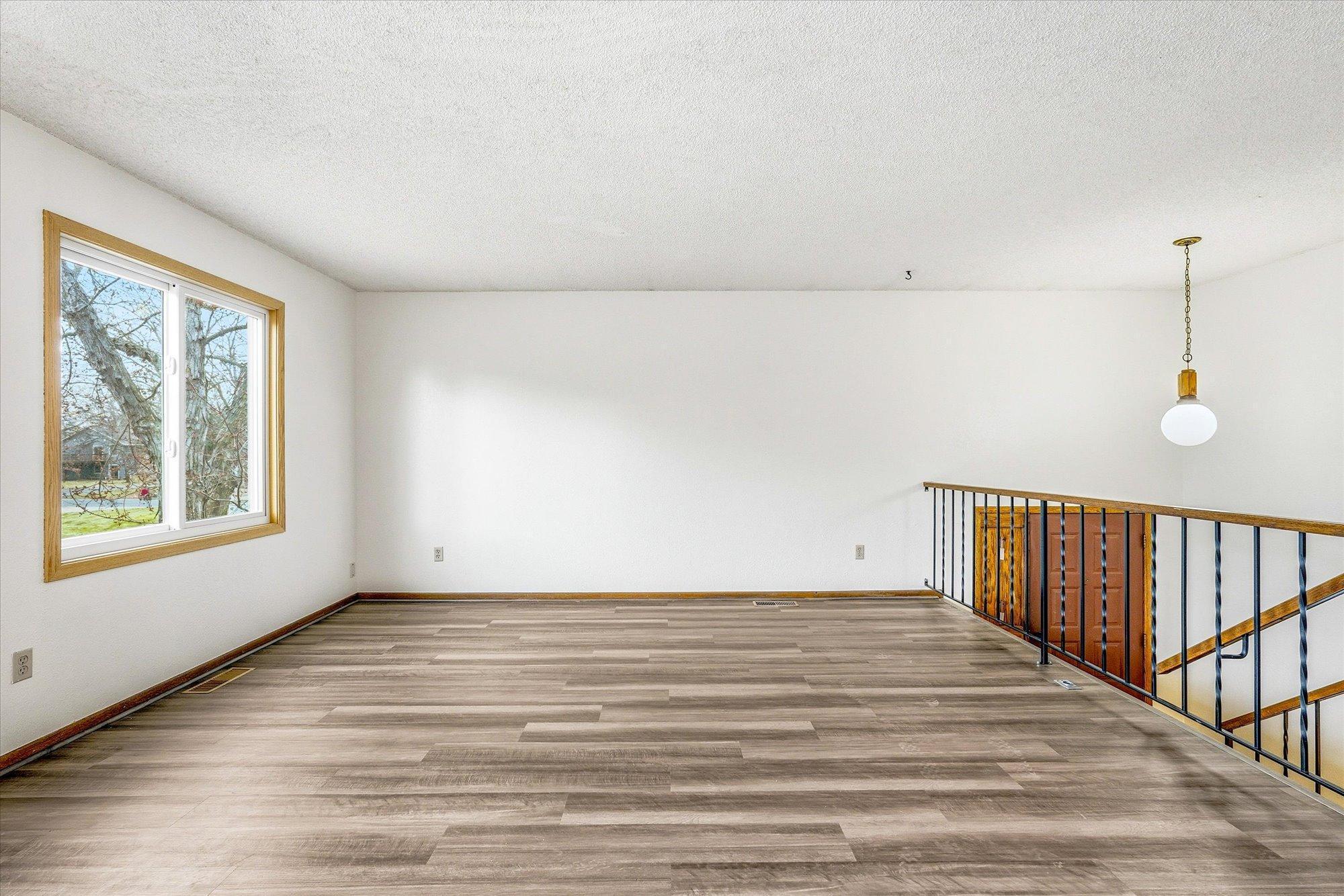 Great sized living room