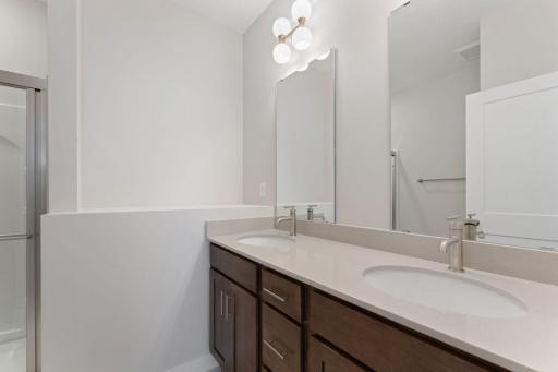 1421 142nd Court E, Rosemount, MN 55068