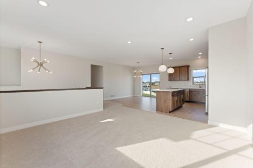 1421 142nd Court E, Rosemount, MN 55068