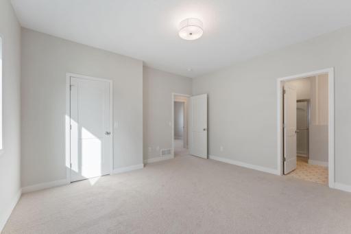 1421 142nd Court E, Rosemount, MN 55068