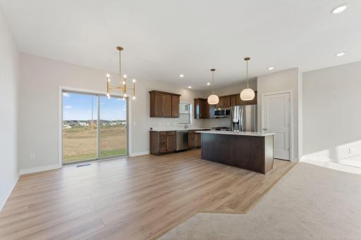 1421 142nd Court E, Rosemount, MN 55068