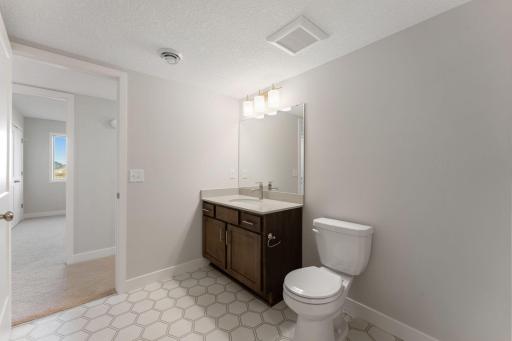 1421 142nd Court E, Rosemount, MN 55068