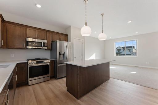 1421 142nd Court E, Rosemount, MN 55068
