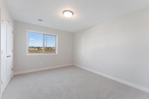 1421 142nd Court E, Rosemount, MN 55068