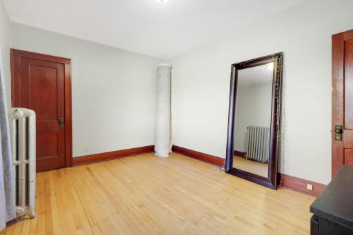 Plenty of space for your preferred bed size and any additional large furniture.