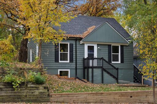 Photo for 1122 6th Street E, Saint Paul, MN 55106 - listing #6811087 1122 6th Street E, Saint Paul, MN 55106