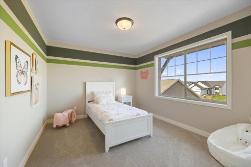 Image is of a similar Parkland - Selections & options may vary