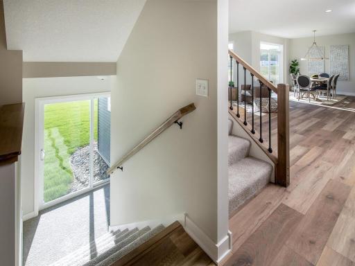 All photos of a similar Lincoln lll all finishes and options may vary.