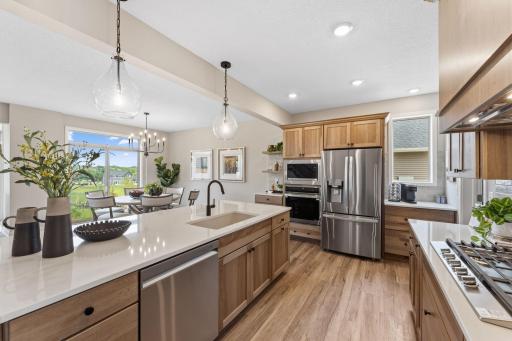17925 Hidden Creek Trail, Lakeville, MN 55044
