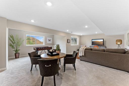 17925 Hidden Creek Trail, Lakeville, MN 55044