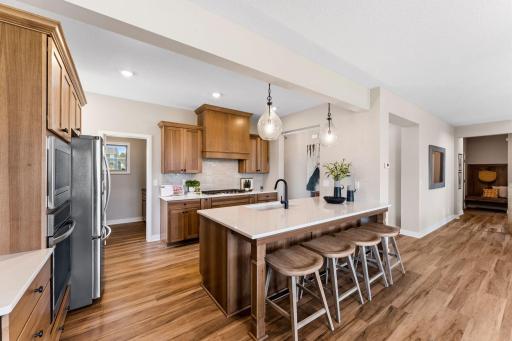 17925 Hidden Creek Trail, Lakeville, MN 55044