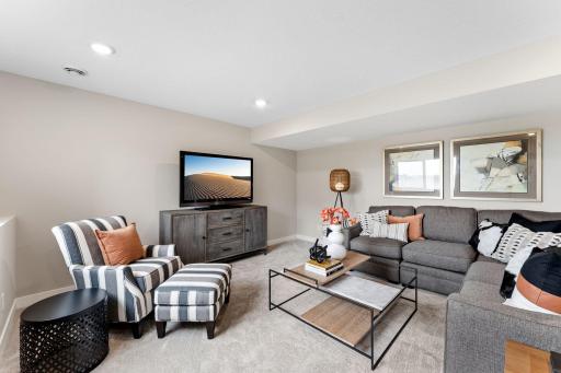 17925 Hidden Creek Trail, Lakeville, MN 55044