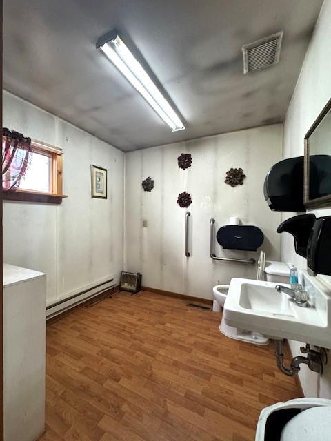 Restroom (His/Hers)