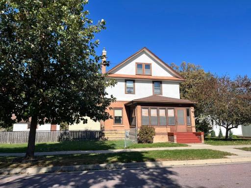 Photo for 116 W Lewis Street, Mankato, MN 56001 - listing #6811131 116 W Lewis Street, Mankato, MN 56001