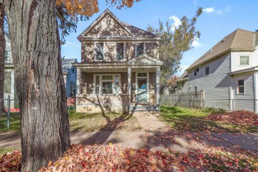 Photo for 585 Sherburne Avenue, Saint Paul, MN 55103 - listing #6811150 585 Sherburne Avenue, Saint Paul, MN 55103