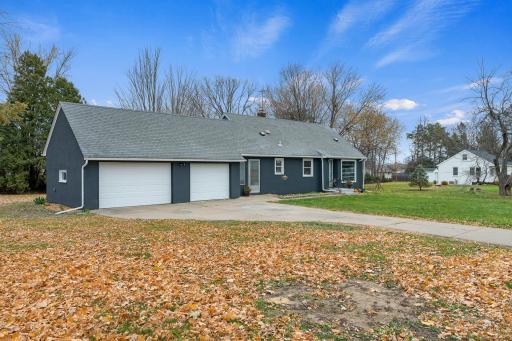 7650 Stillwater Way N, Saint Paul, MN 55128