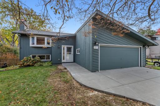 Photo for 3012 Crescent Lane NW, Rochester, MN 55901 - listing #6811329 3012 Crescent Lane NW, Rochester, MN 55901
