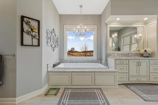 4026 Union Lake Trail, Northfield, MN 55057