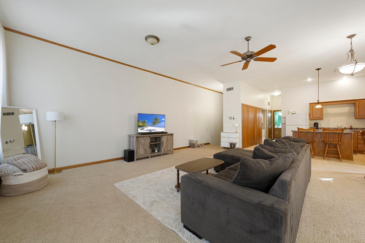 18 Living_apartment.jpg