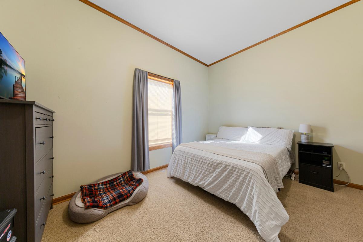 29 Bedroom_apartment.jpg