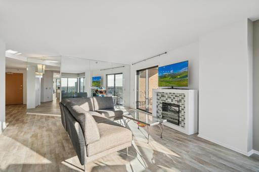 2950 Dean Parkway, 1705, Minneapolis, MN 55416