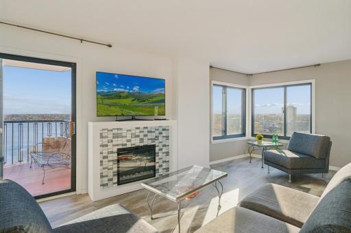 2950 Dean Parkway, 1705, Minneapolis, MN 55416