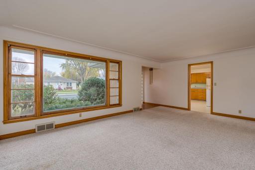 512 3rd Street NE, Montgomery, MN 56069