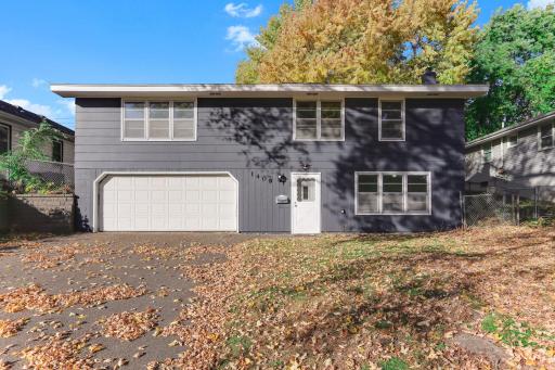 Photo for 1409 Independence Avenue N, Golden Valley, MN 55427 - listing #6811549 1409 Independence Avenue N, Golden Valley, MN 55427