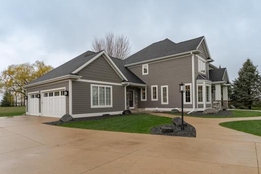 2736 Headland Court SW, Rochester, MN 55902
