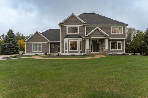 2736 Headland Court SW, Rochester, MN 55902