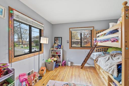 115 Peninsula Road, Minneapolis, MN 55441