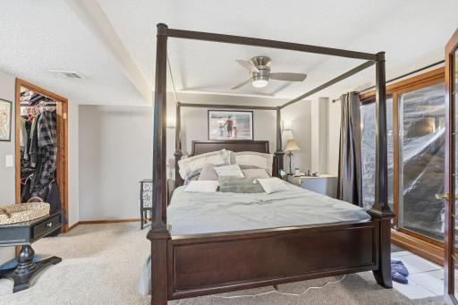115 Peninsula Road, Minneapolis, MN 55441