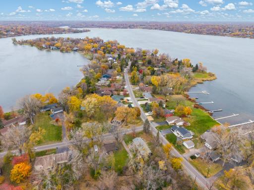 115 Peninsula Road, Minneapolis, MN 55441