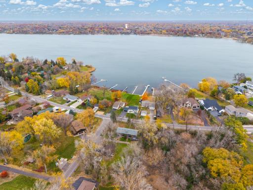 115 Peninsula Road, Minneapolis, MN 55441