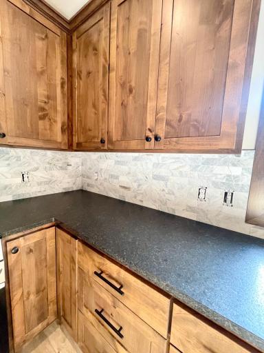 Granite leathered tops