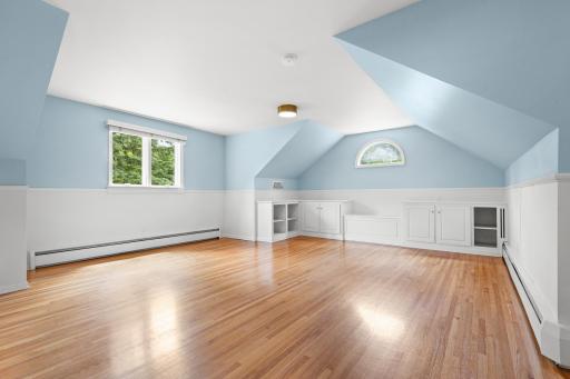 2275 Linner Road, Wayzata, MN 55391