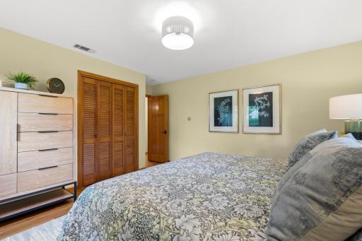 2275 Linner Road, Wayzata, MN 55391