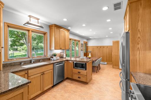 2275 Linner Road, Wayzata, MN 55391