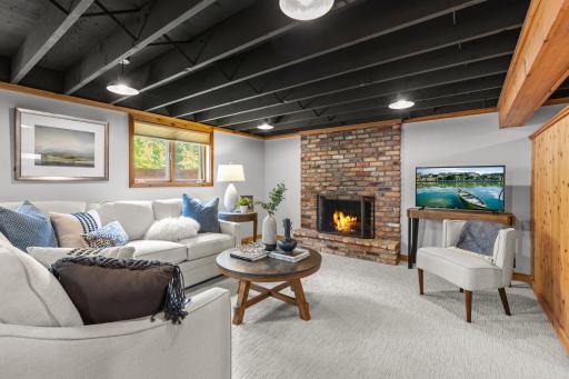 2275 Linner Road, Wayzata, MN 55391