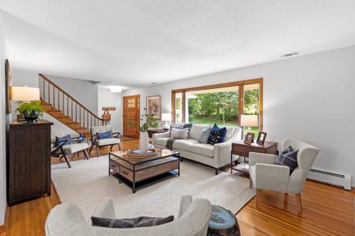 2275 Linner Road, Wayzata, MN 55391
